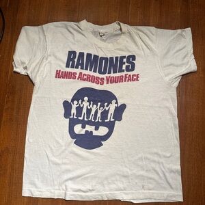Ramones Graphic T-Shirt